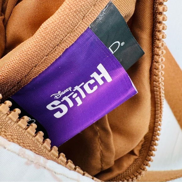 Disney Stitch Bioworld Floral Beige Crossbody Bag - Picture 7 of 11
